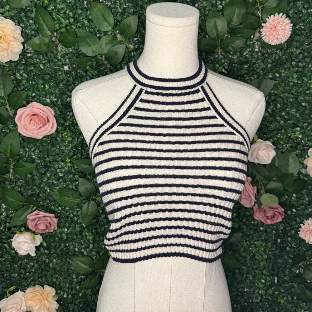Striped Cropped Halter Top - Picture 2 of 6